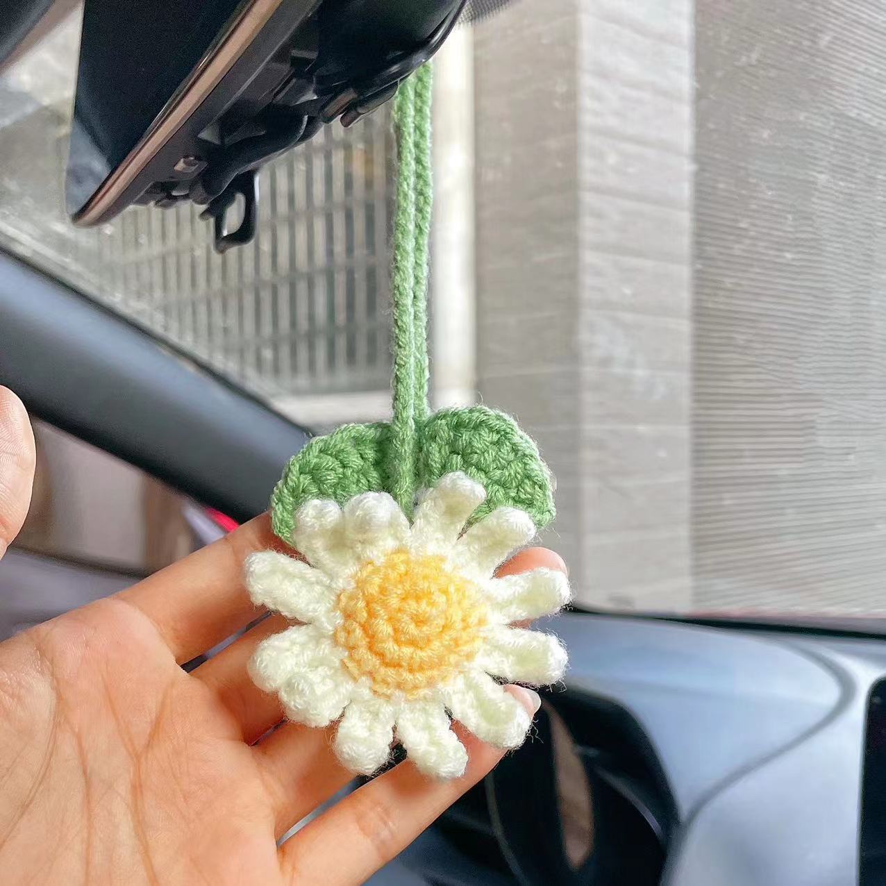 Simulated Plants Crochet Rear View Mirror Accessories, Swinging Mushroom Car Hanging Ornament Cute Women Interior Car Decor Charms